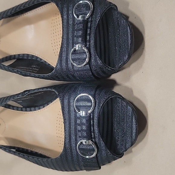 Comfortview PeepToe Sling Back Size 7.5W - Picture 4 of 7